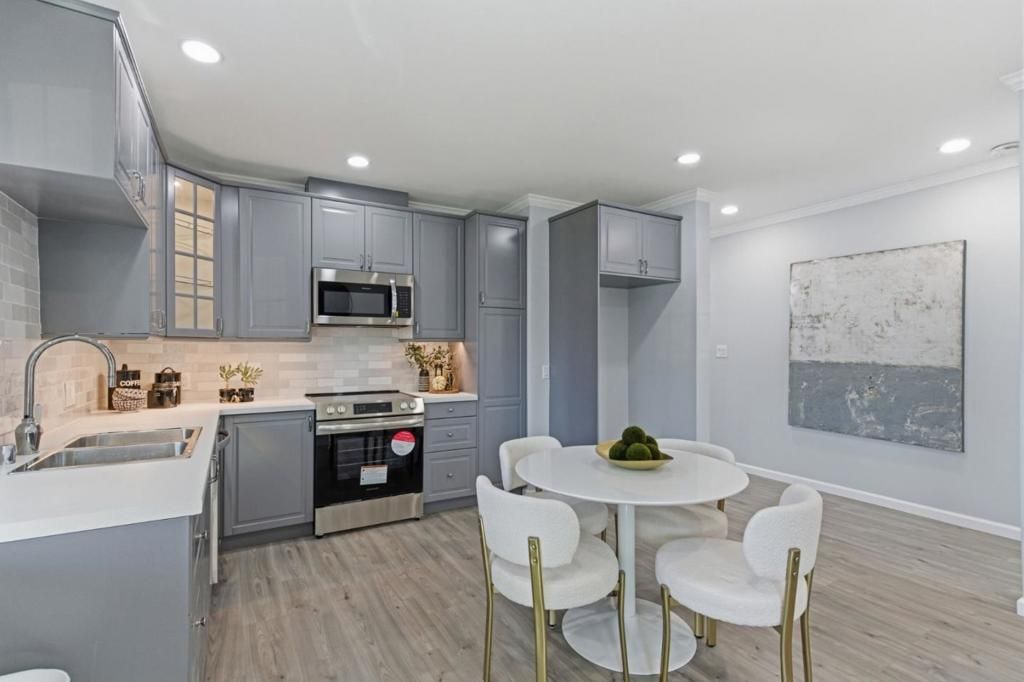 Image 9 of property listing at 409 S Idaho Street, San Mateo, CA 94402