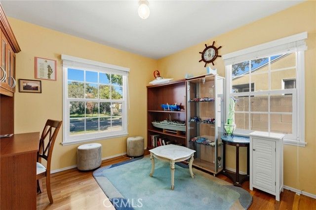 6524 Forbes, Los Angeles, CA 91406