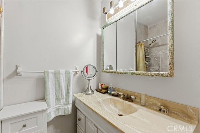 6524 Forbes, Los Angeles, CA 91406