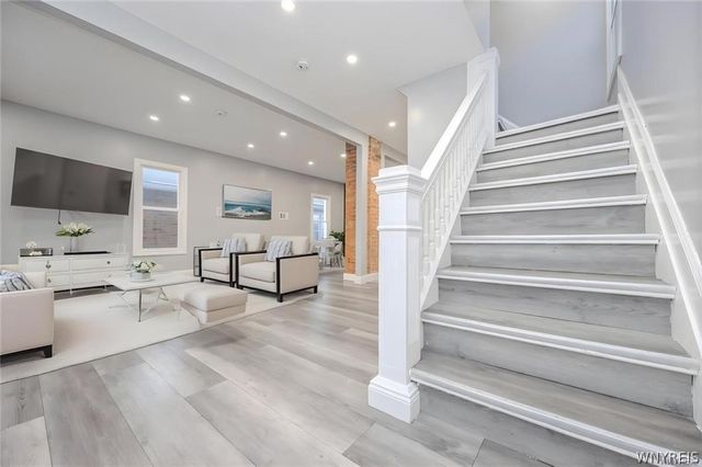 2658 Niagara Avenue, Niagara Falls, NY 14305