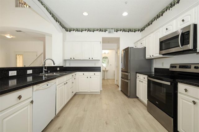 2247 WEKIVA VILLAGE LANE, Apopka, FL 32703