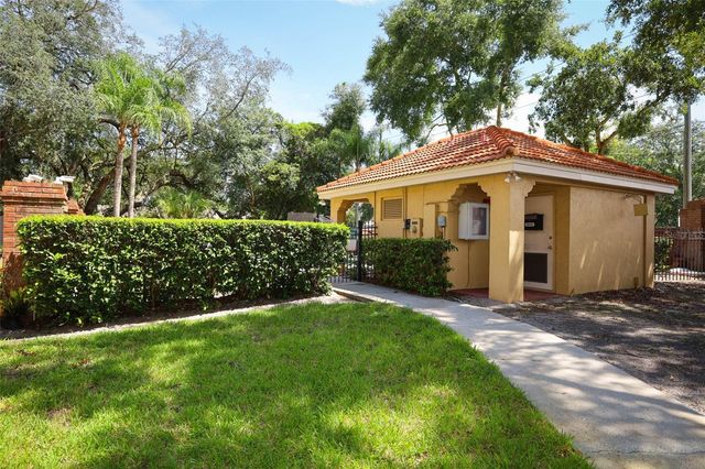 2247 WEKIVA VILLAGE LANE, Apopka, FL 32703