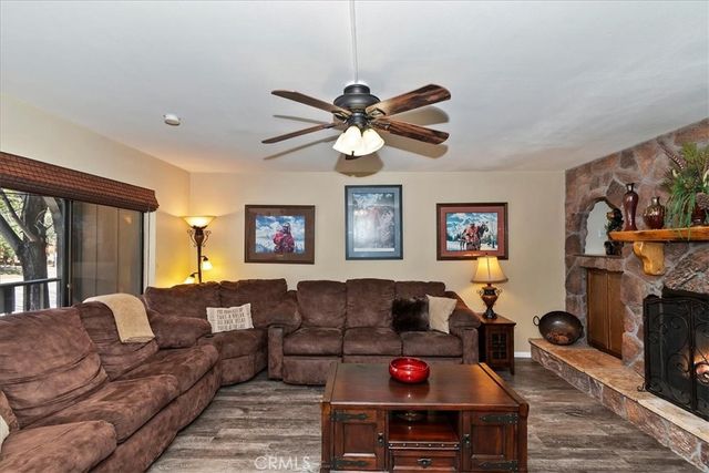 569 Summit Boulevard 6, Big Bear Lake, CA 92315