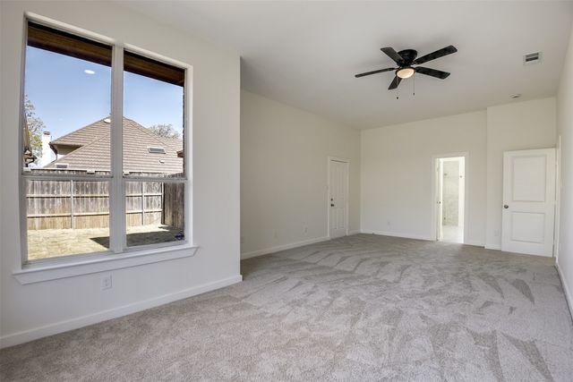 2916 Forestwood Drive, Arlington, TX 76006