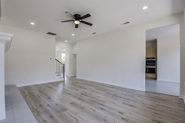 2916 Forestwood Drive, Arlington, TX 76006