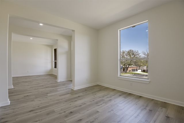 2916 Forestwood Drive, Arlington, TX 76006