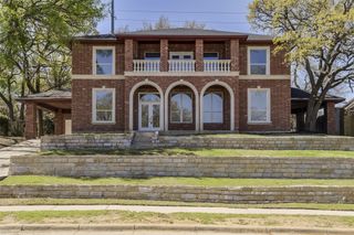 2916 Forestwood Drive, Arlington, TX 76006