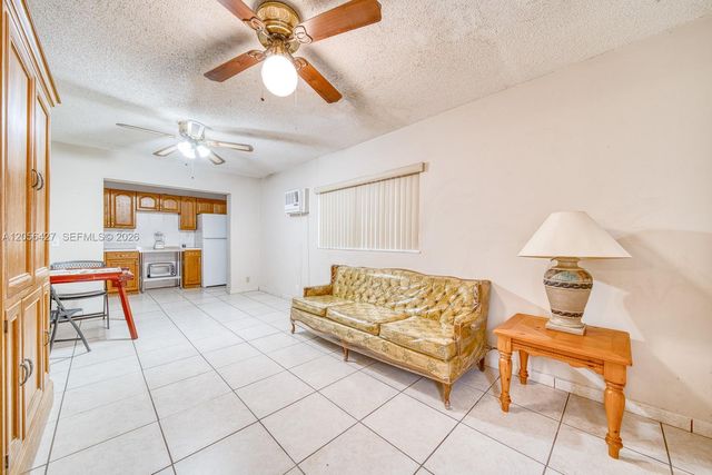 6335 SW 31st Street, Miami, FL 33155
