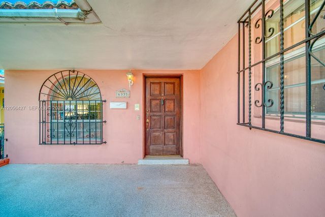 6335 SW 31st Street, Miami, FL 33155