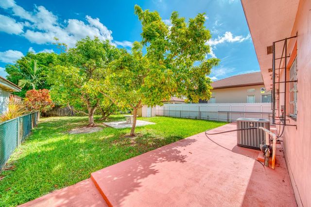 6335 SW 31st Street, Miami, FL 33155