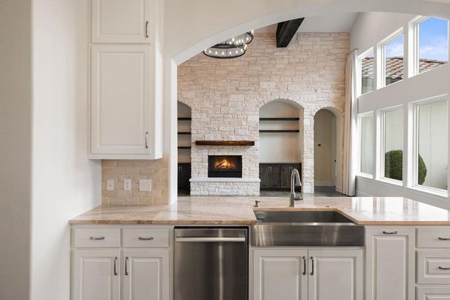 8609 Bellancia DR, Austin, TX 78738