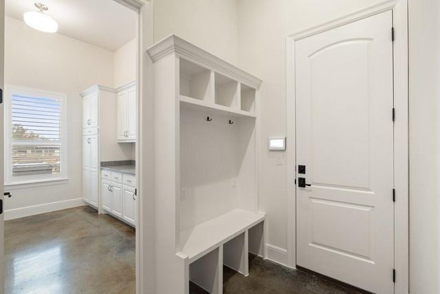 8609 Bellancia DR, Austin, TX 78738