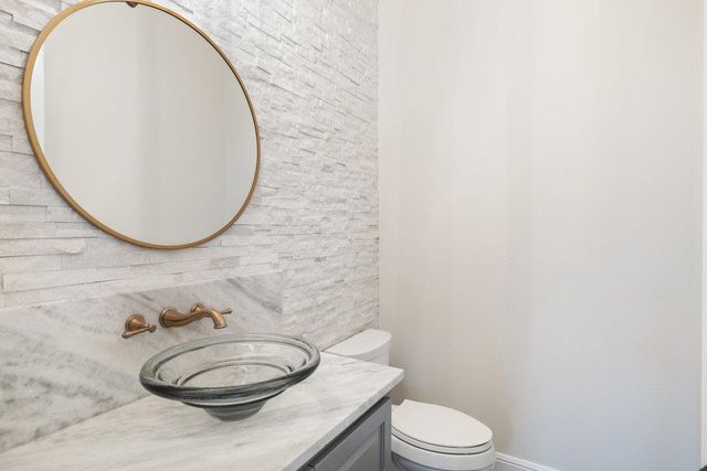 8609 Bellancia DR, Austin, TX 78738