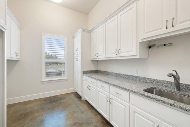 8609 Bellancia DR, Austin, TX 78738