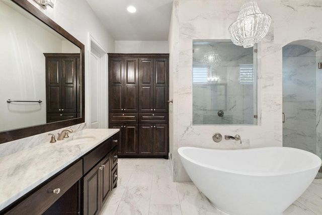 8609 Bellancia DR, Austin, TX 78738