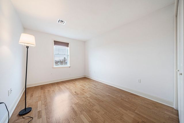 555 Page St 305, Stoughton, MA 02072