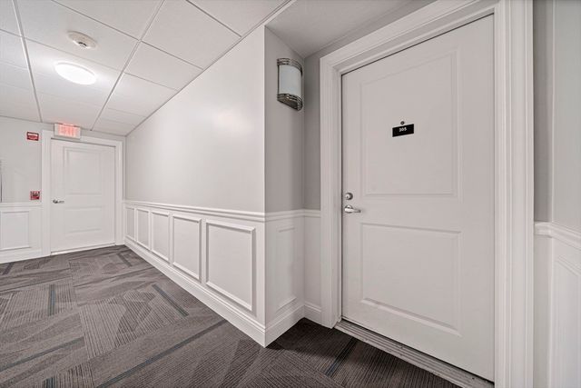 555 Page St 305, Stoughton, MA 02072