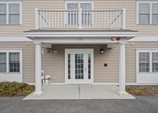 555 Page St 305, Stoughton, MA 02072