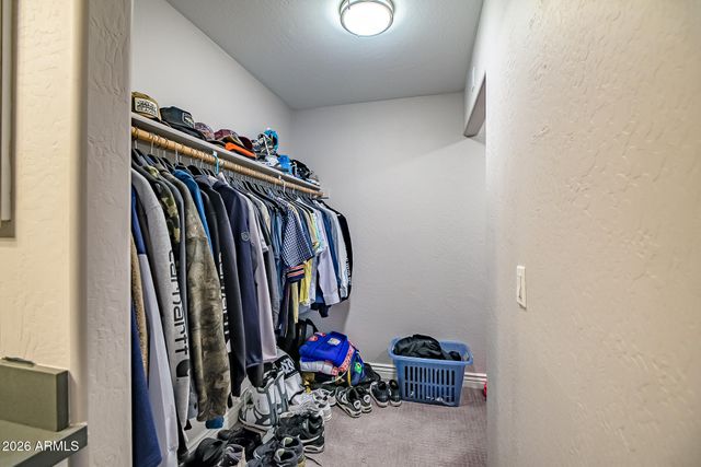 2477 E VERMONT Drive, Gilbert, AZ 85295