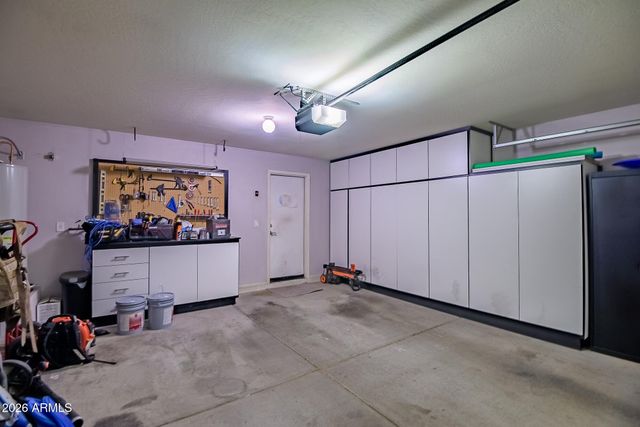 2477 E VERMONT Drive, Gilbert, AZ 85295