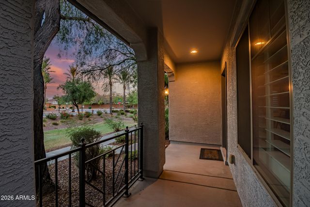 2477 E VERMONT Drive, Gilbert, AZ 85295