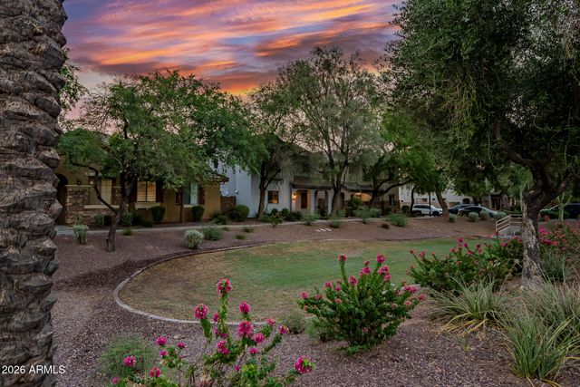 2477 E VERMONT Drive, Gilbert, AZ 85295