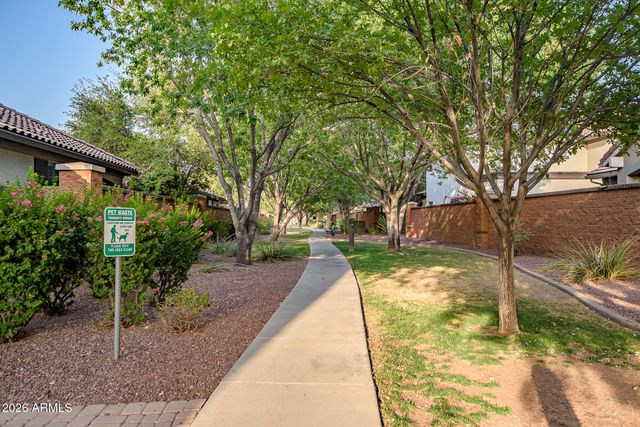 2477 E VERMONT Drive, Gilbert, AZ 85295