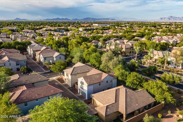 2477 E VERMONT Drive, Gilbert, AZ 85295