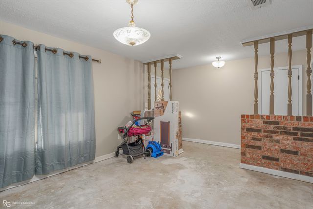 7880 Choctaw Lane, Shreveport, LA 71107