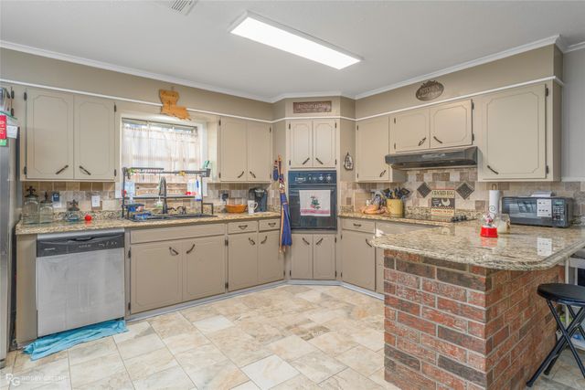 7880 Choctaw Lane, Shreveport, LA 71107