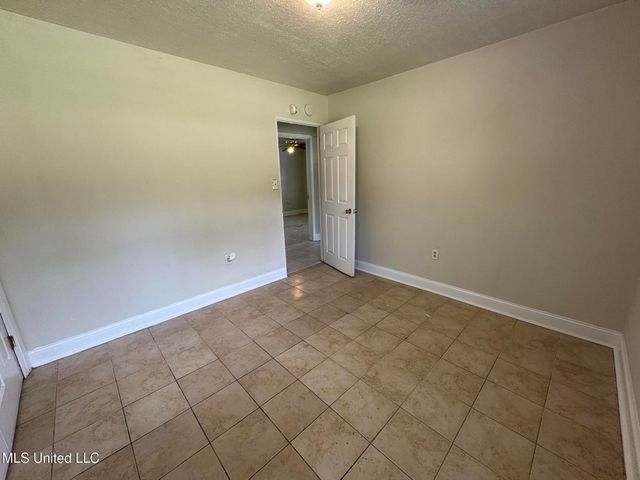 3435 Casa Grande Circle, Jackson, MS 39209