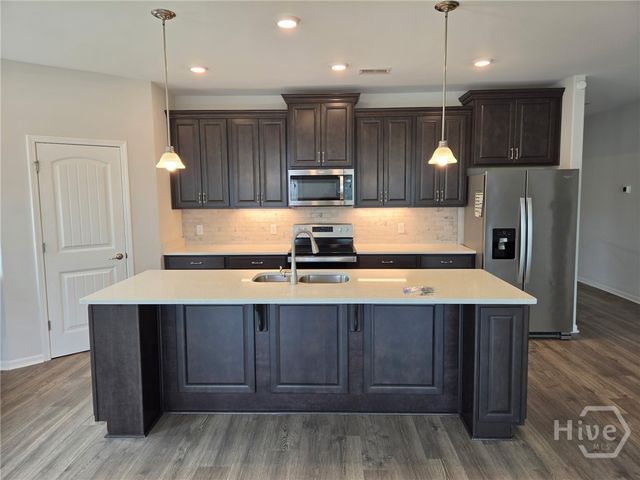 9 Headlands Court, Savannah, GA 31407