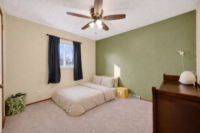 113 S H Street, Indianola, IA 50125