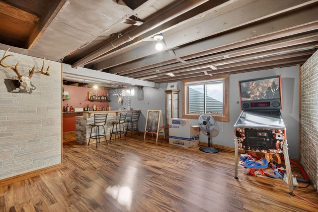 113 S H Street, Indianola, IA 50125