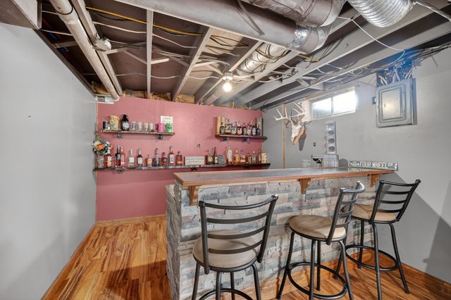 113 S H Street, Indianola, IA 50125