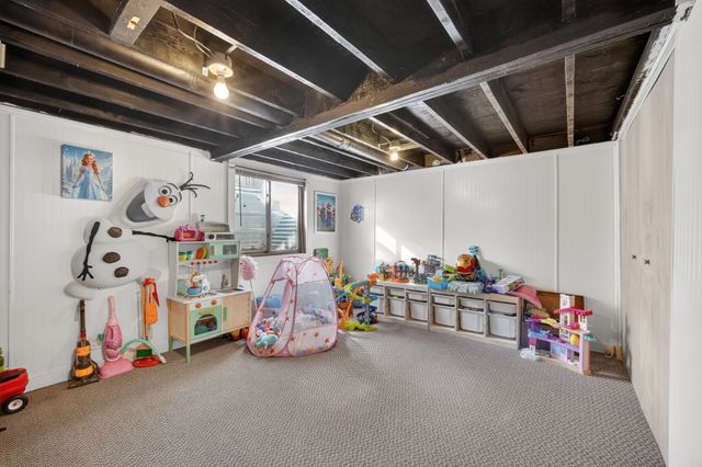 113 S H Street, Indianola, IA 50125