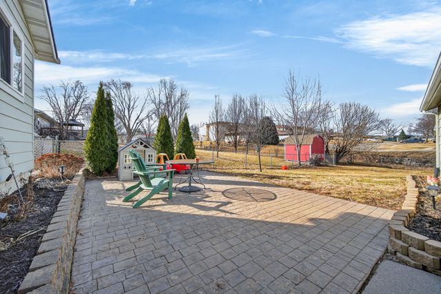 113 S H Street, Indianola, IA 50125