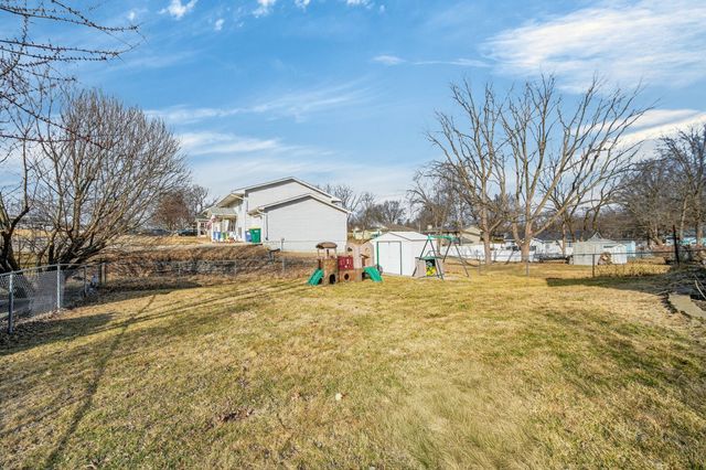 113 S H Street, Indianola, IA 50125