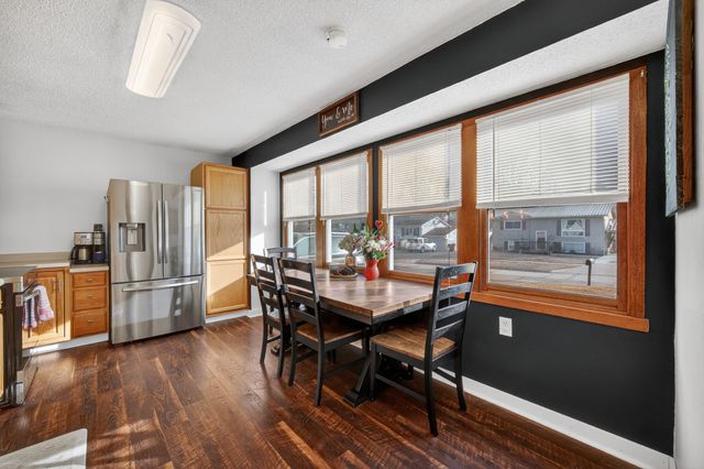 113 S H Street, Indianola, IA 50125