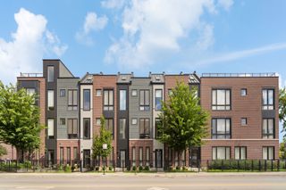 4232 W BELMONT Avenue 2, Chicago, IL 60641