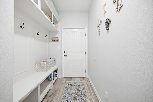 2518 Pacific View, Corpus Christi, TX 78415