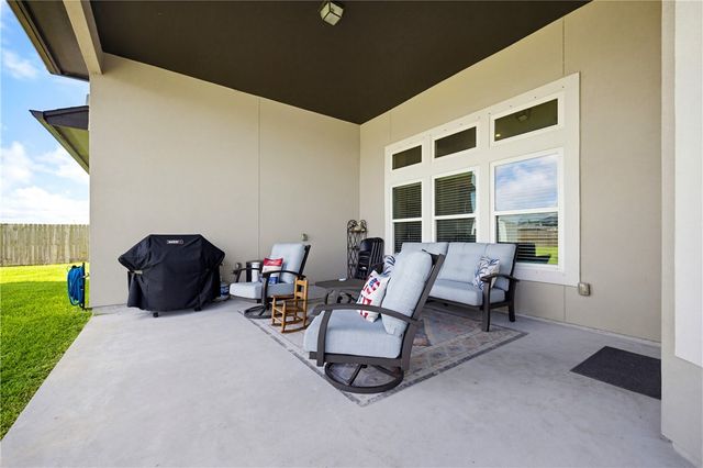 2518 Pacific View, Corpus Christi, TX 78415