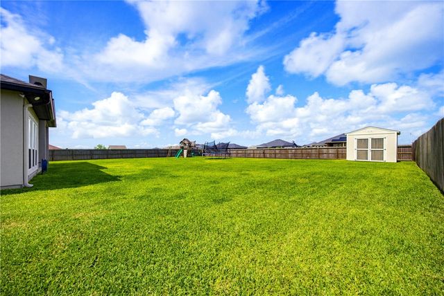 2518 Pacific View, Corpus Christi, TX 78415