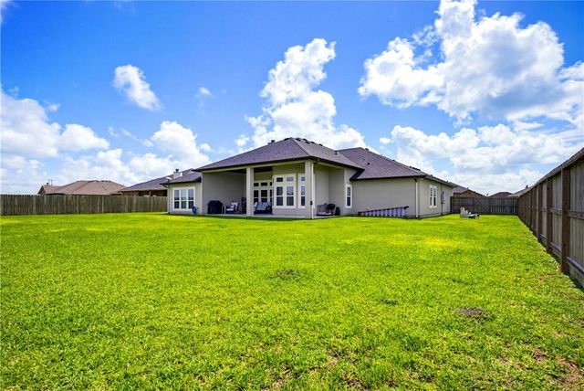 2518 Pacific View, Corpus Christi, TX 78415