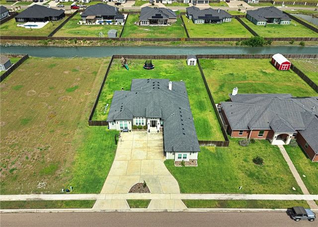 2518 Pacific View, Corpus Christi, TX 78415