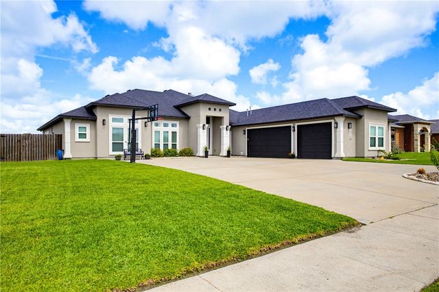 2518 Pacific View, Corpus Christi, TX 78415
