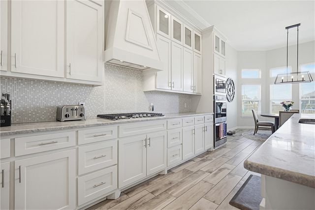 2518 Pacific View, Corpus Christi, TX 78415