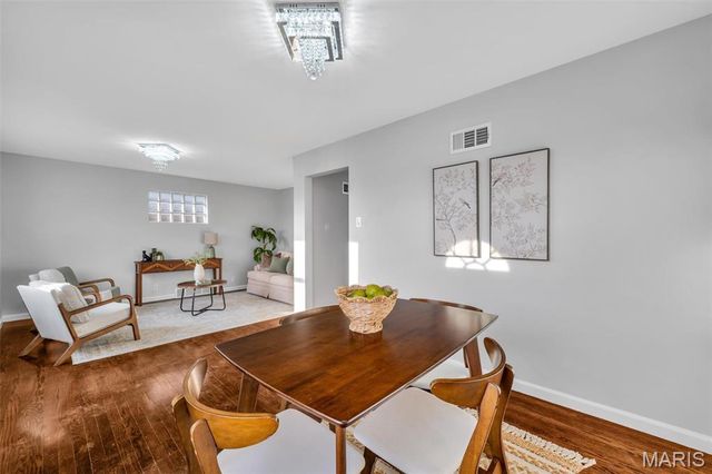 4239 Eichelberger Street, St Louis, MO 63116