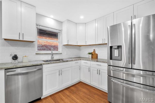 4239 Eichelberger Street, St Louis, MO 63116