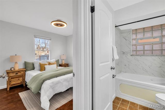 4239 Eichelberger Street, St Louis, MO 63116